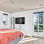 Сasa de vacaciones Pet Friendly In With Sauna *