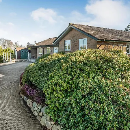 Vakantiehuis Pet Friendly In With Sauna *